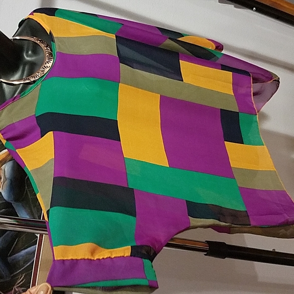 Blouse - Picture 2 of 3